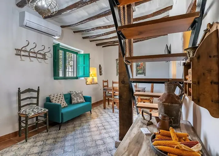 Ruralya Constitucion Square *